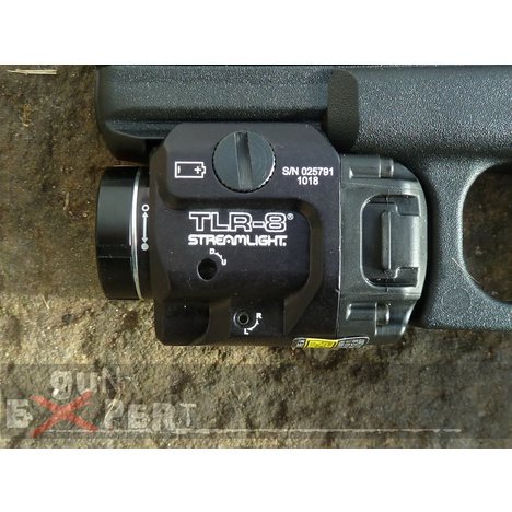 Pistolová svítilna Streamlight TLR-8 A | red.jpg